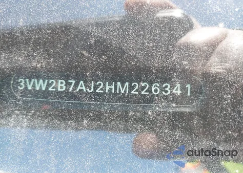 2017 Volkswagen Jetta 1.4T S z USA, uszkodzony, nr VIN 3VW2B7AJ2HM226341